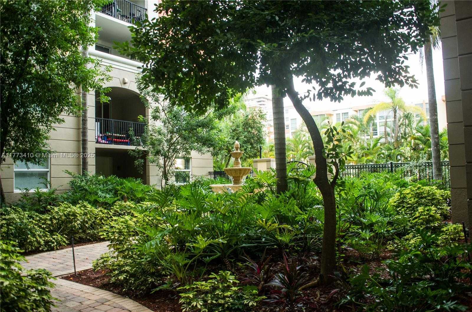 Small Image of 17125 NORTH BAY RD #3605, Sunny Isles Beach Number 67