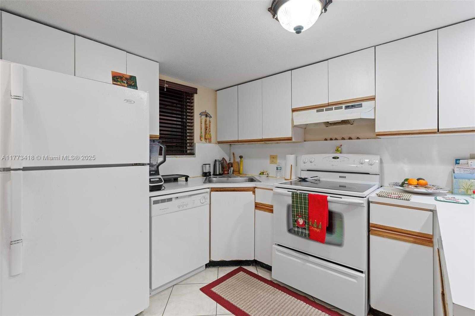 Small Image of 5525 WEST 26TH CT #202, Hialeah Number 11