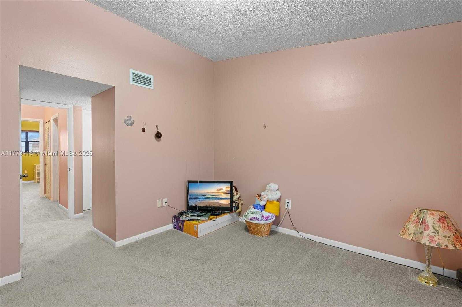 Small Image of 5525 WEST 26TH CT #202, Hialeah Number 15