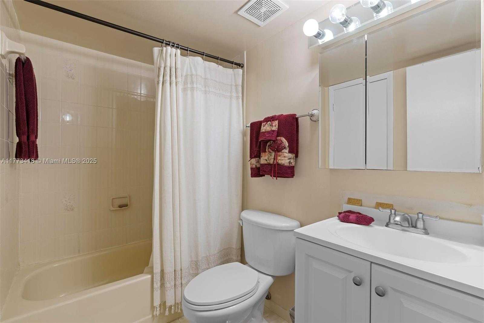 Small Image of 5525 WEST 26TH CT #202, Hialeah Number 17