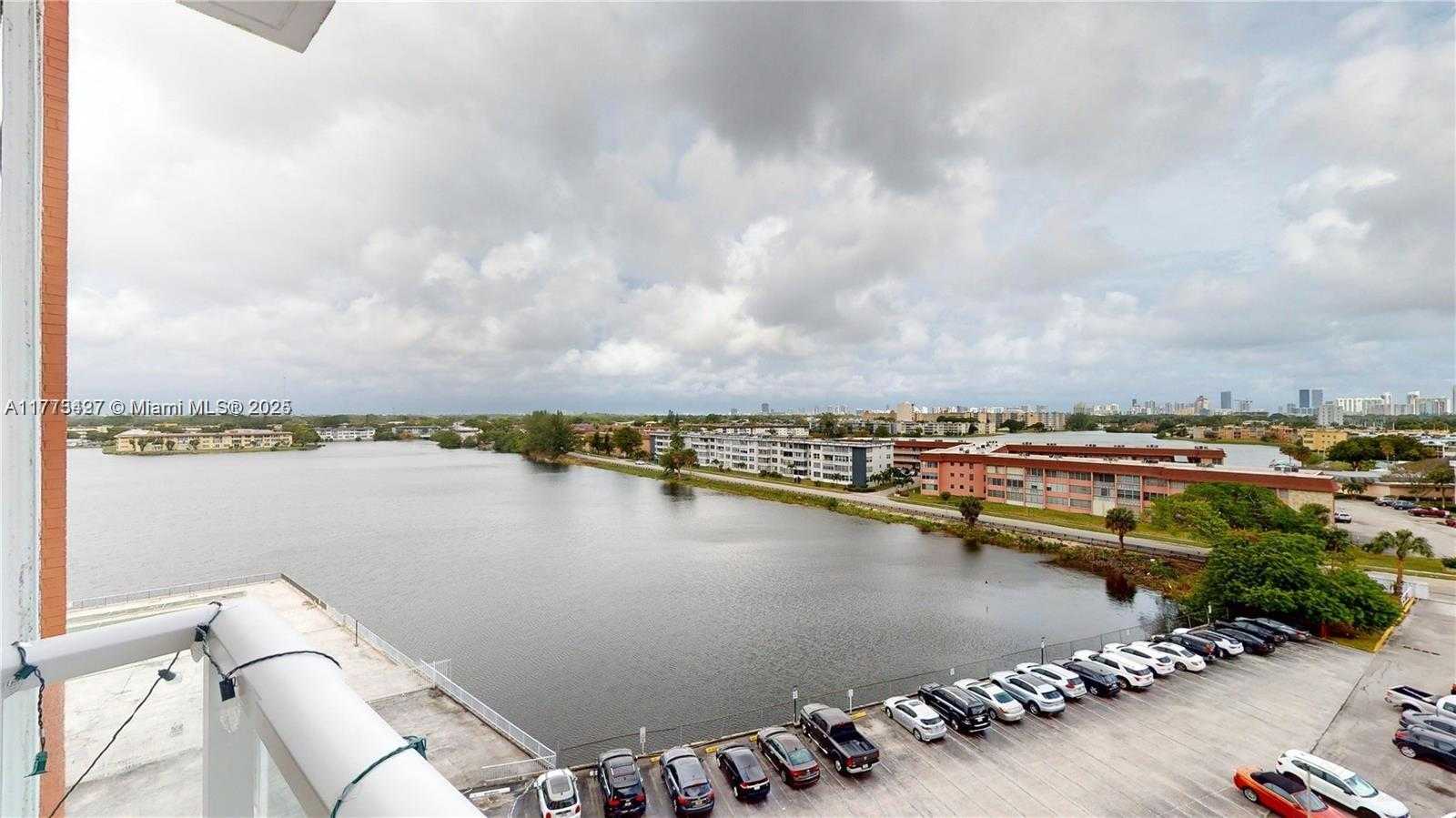 Small Image of 1351 NORTH EAST MIAMI GARDENS DR #704E, Miami Number 11