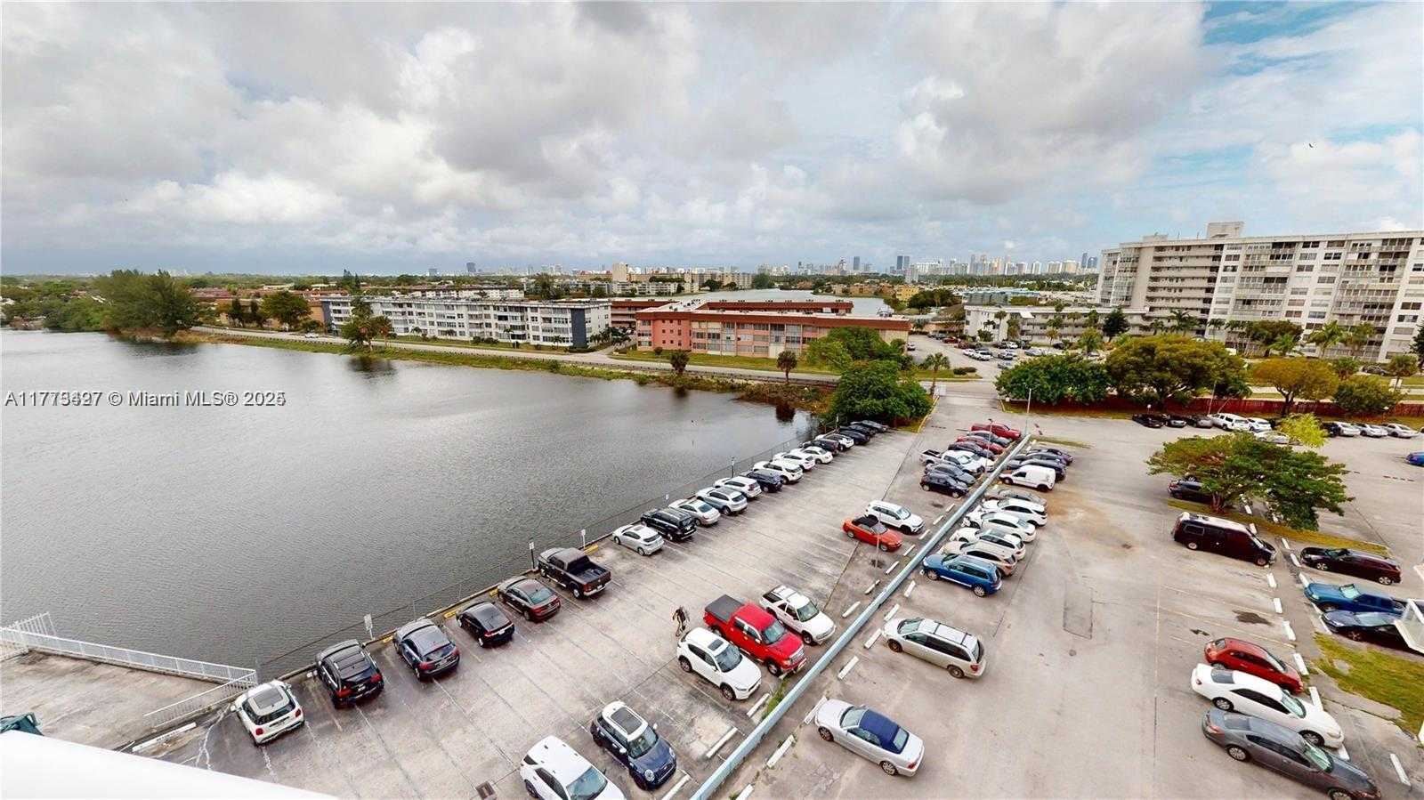 Small Image of 1351 NORTH EAST MIAMI GARDENS DR #704E, Miami Number 58