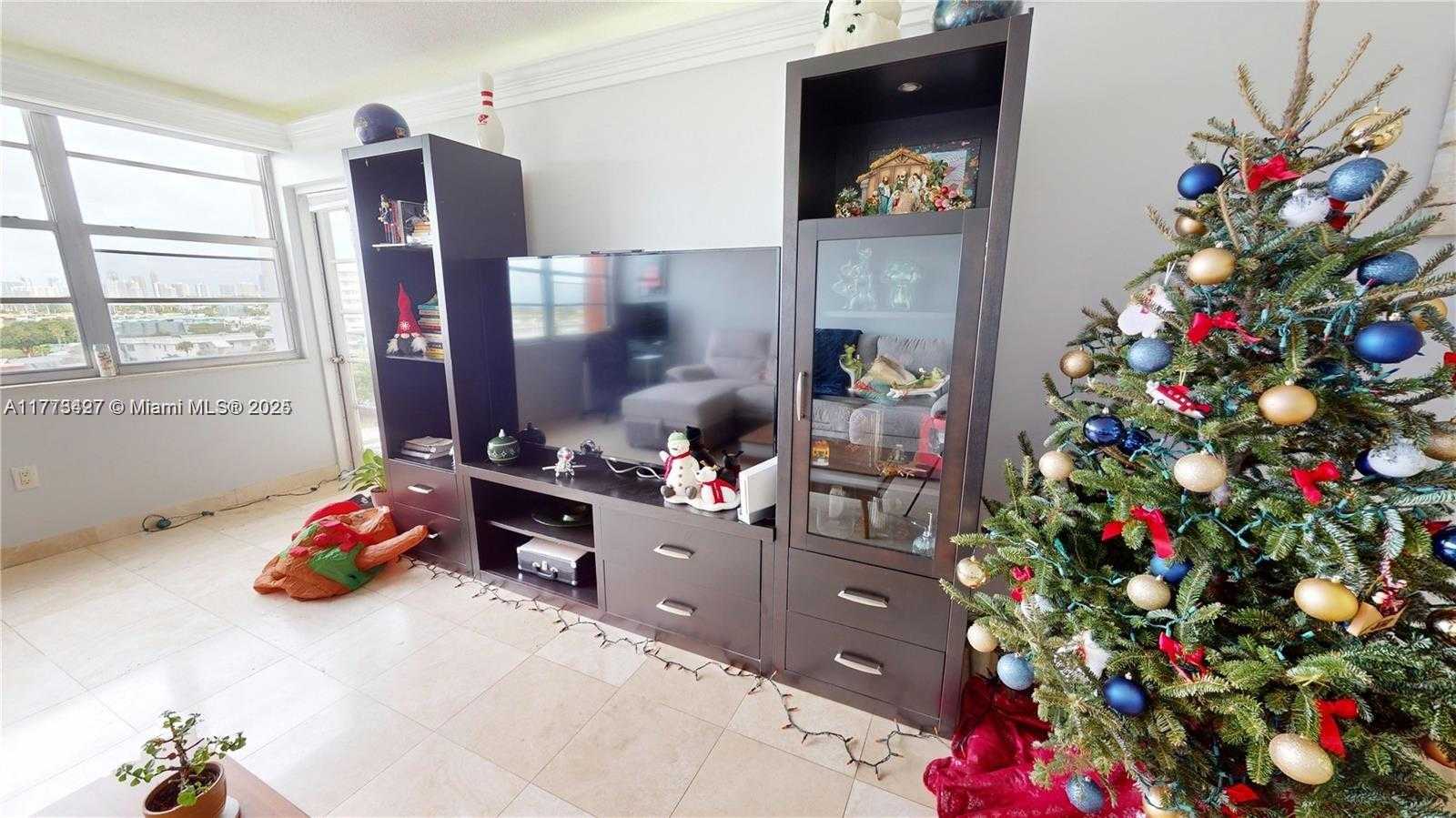 Small Image of 1351 NORTH EAST MIAMI GARDENS DR #704E, Miami Number 65