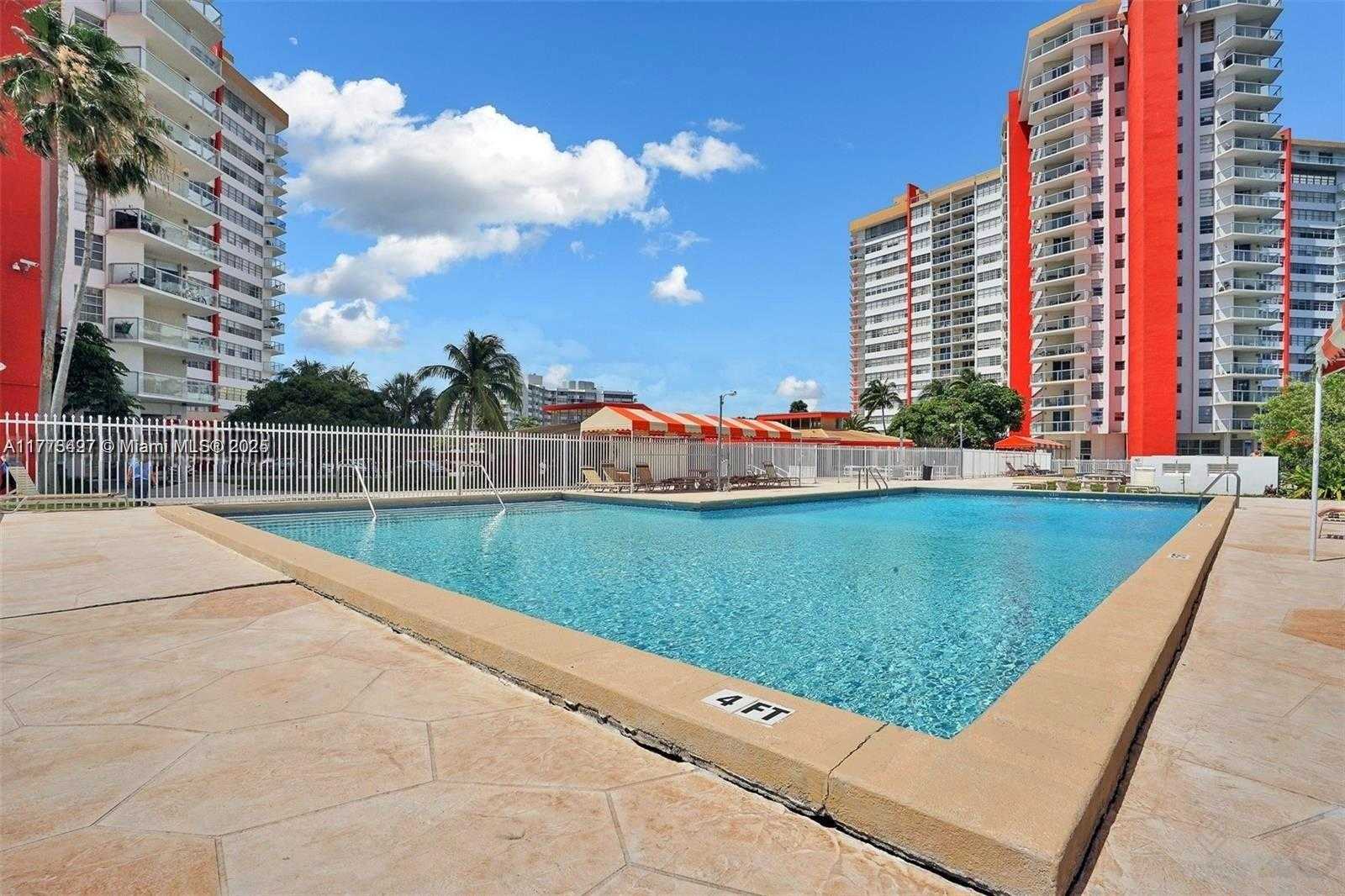 Small Image of 1351 NORTH EAST MIAMI GARDENS DR #704E, Miami Number 75