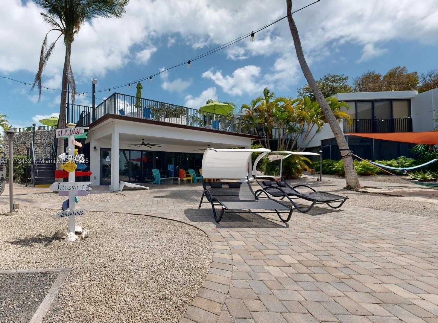 Small Image of 104350 OVERSEAS HIGHWAY #A-402, Key Largo Number 27