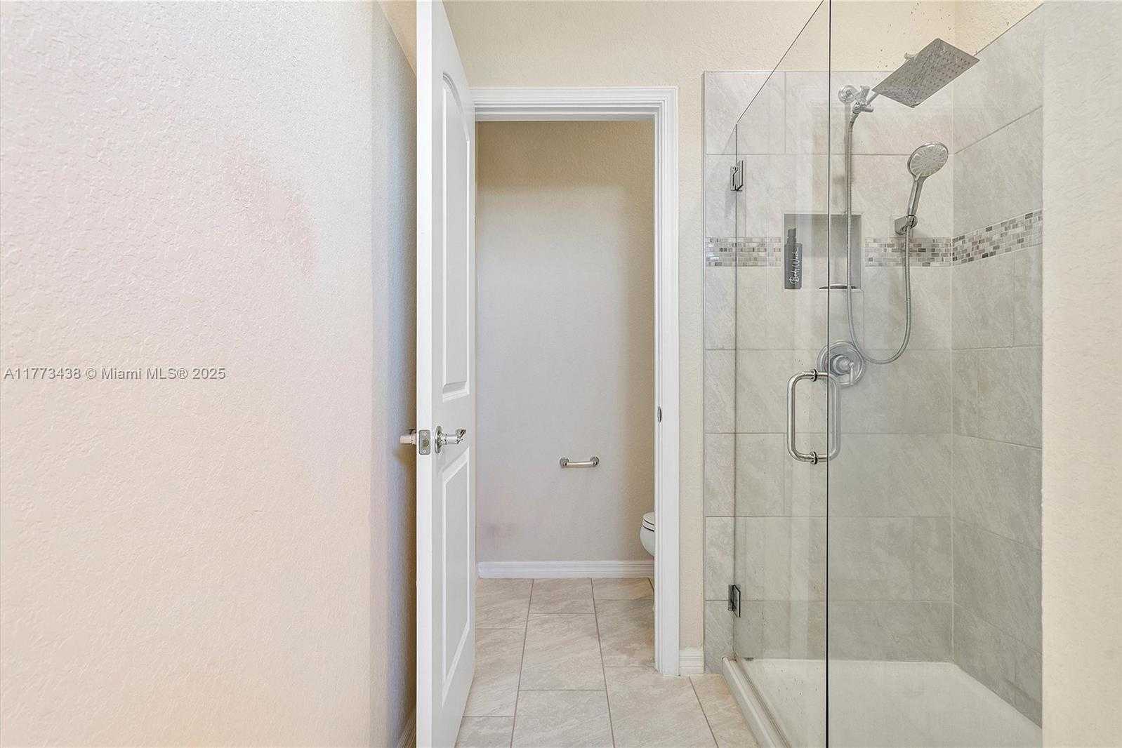 Small Image of 2157 SOUTH APPLETON CIR S #2157, Oakland Park Number 20