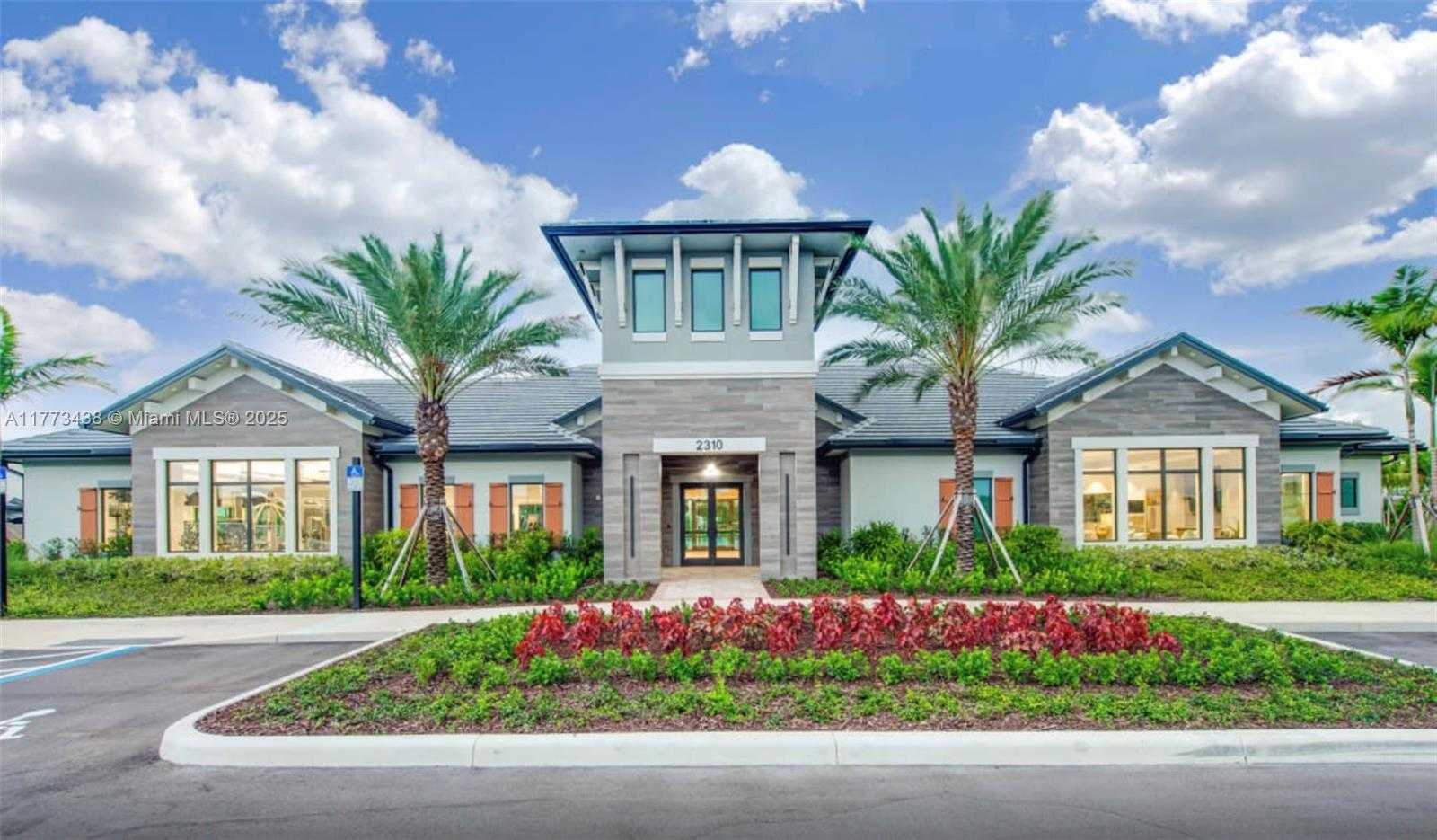 Small Image of 2157 SOUTH APPLETON CIR S #2157, Oakland Park Number 28