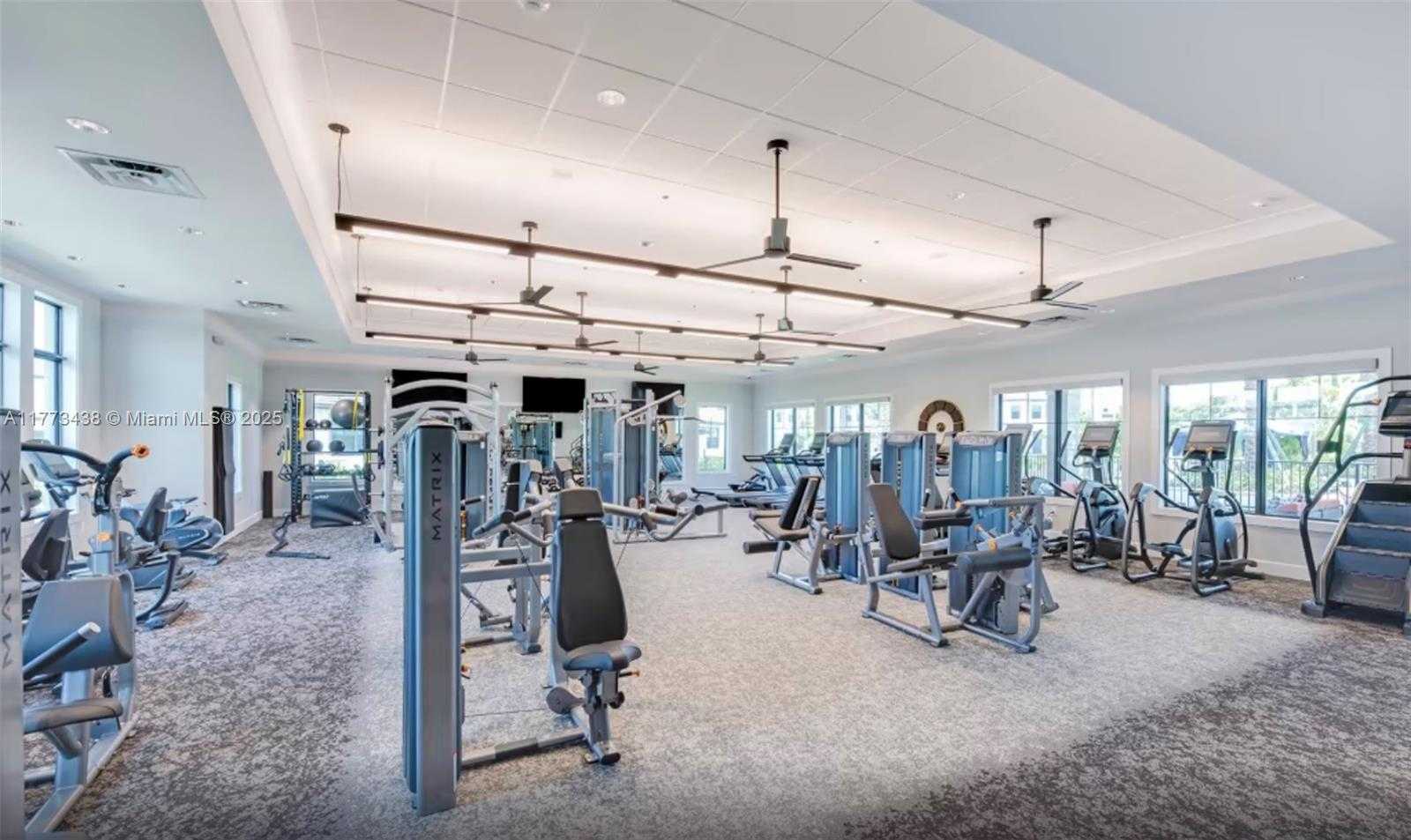 Small Image of 2157 SOUTH APPLETON CIR S #2157, Oakland Park Number 29