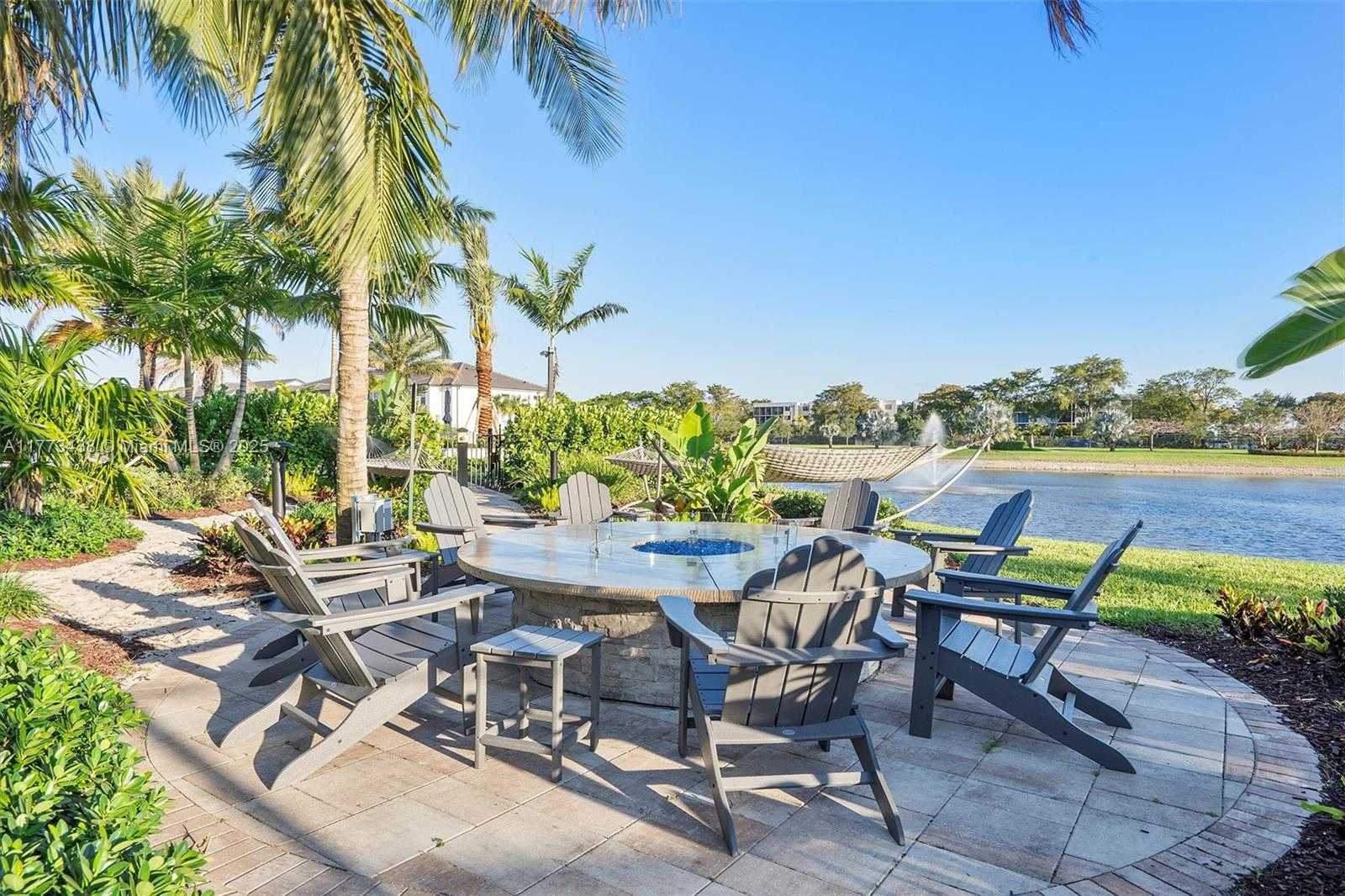 Small Image of 2157 SOUTH APPLETON CIR S #2157, Oakland Park Number 43