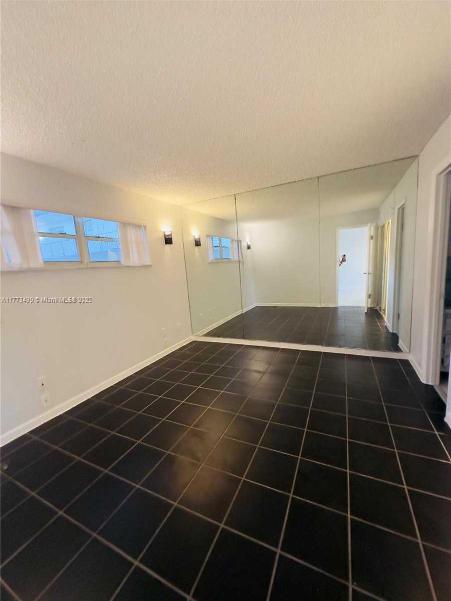 Small Image of 6191 SOUTH WEST 37TH ST #110, Davie Number 3