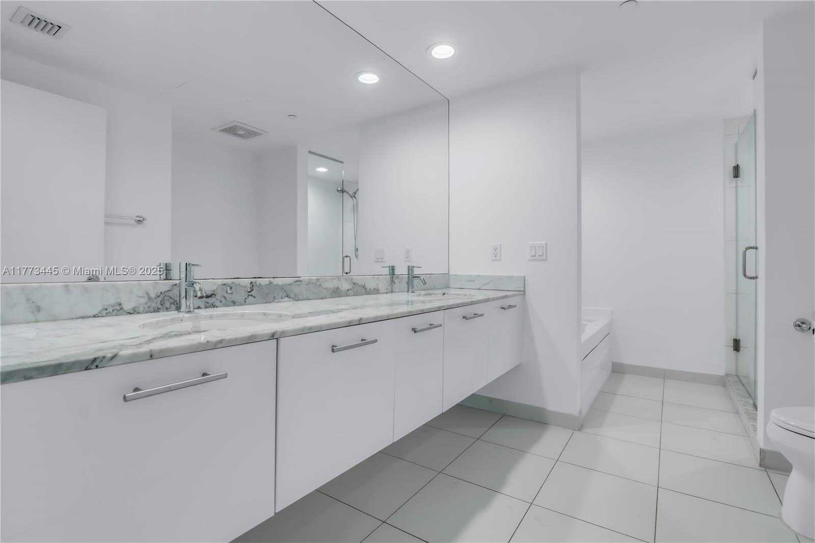 Small Image of 55 SOUTH EAST 6TH ST #3503, Miami Number 11
