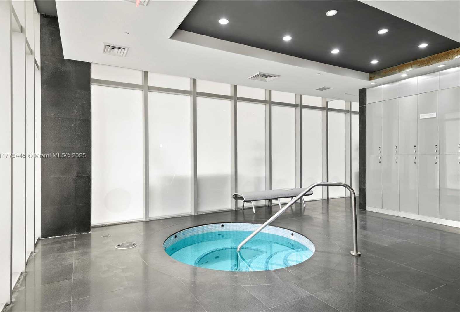 Small Image of 55 SOUTH EAST 6TH ST #3503, Miami Number 27