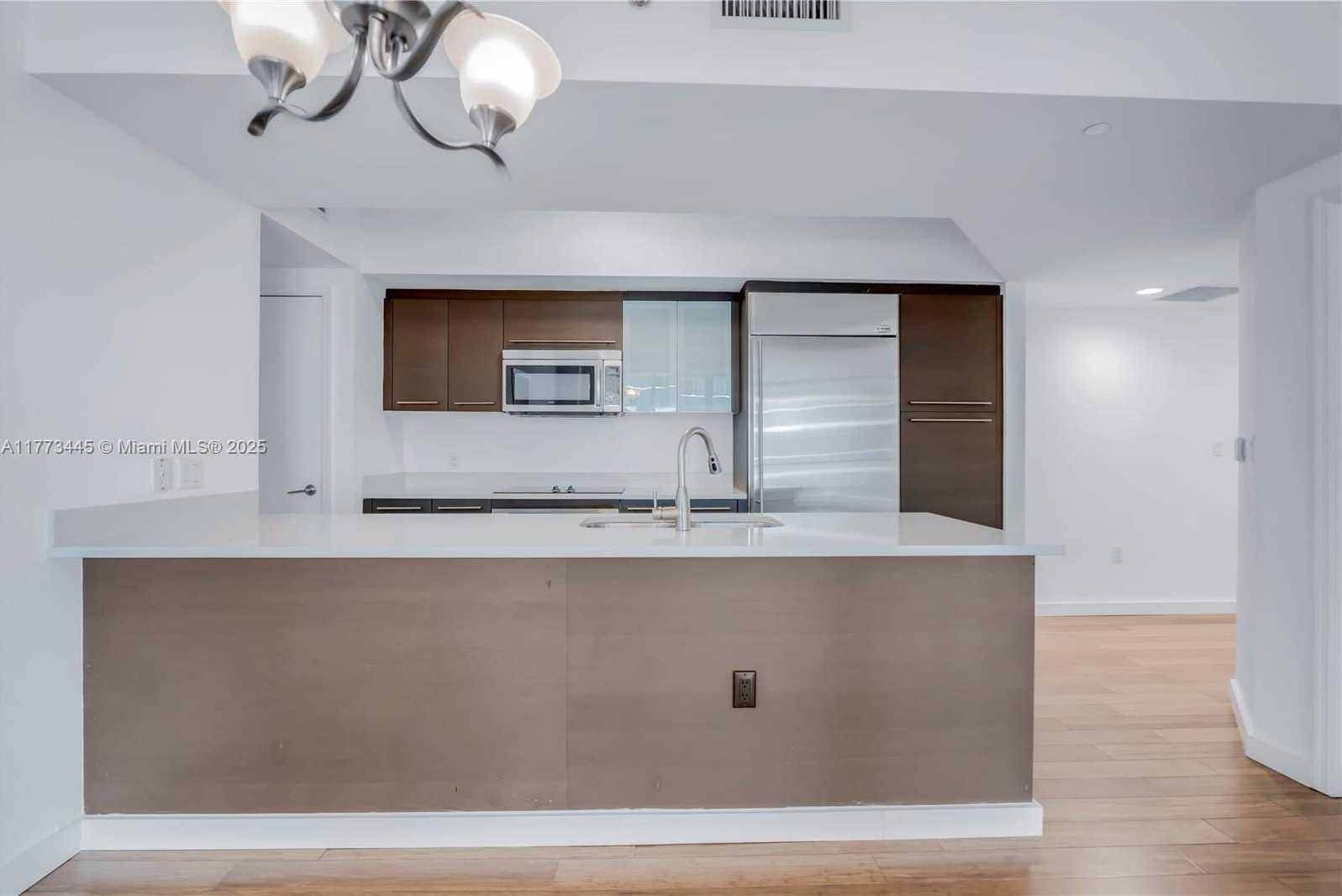 Small Image of 55 SOUTH EAST 6TH ST #3503, Miami Number 4