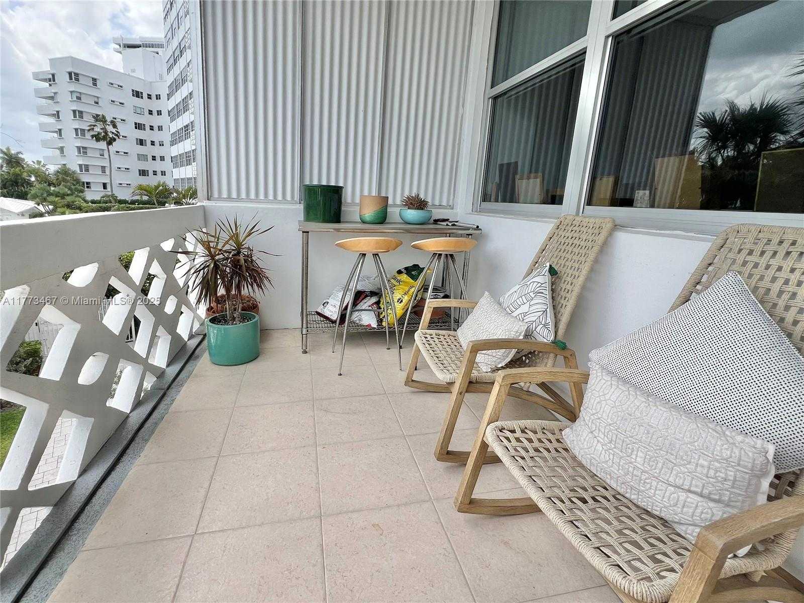 Small Image of 20 ISLAND AVE #210, Miami Beach Number 11