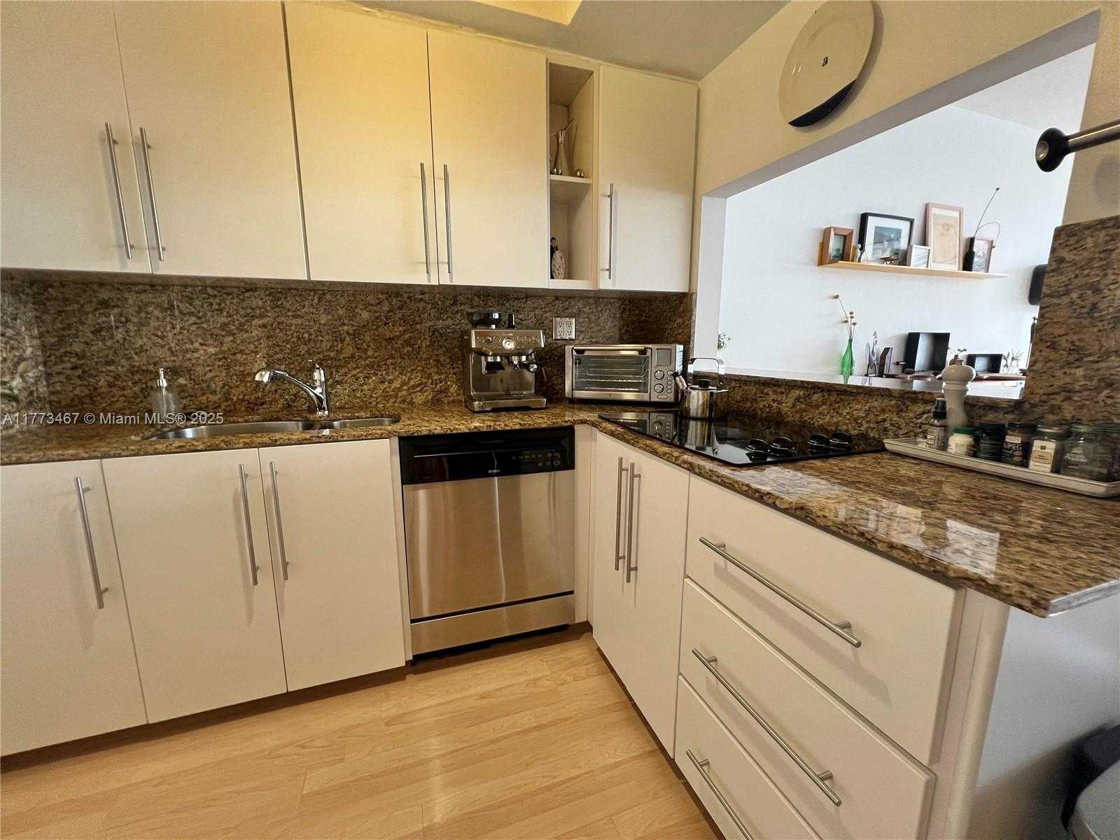 Small Image of 20 ISLAND AVE #210, Miami Beach Number 8