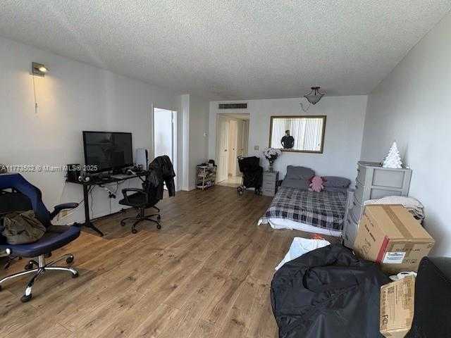Small Image of 3475 NORTH COUNTRY CLUB DR #609, Aventura Number 11