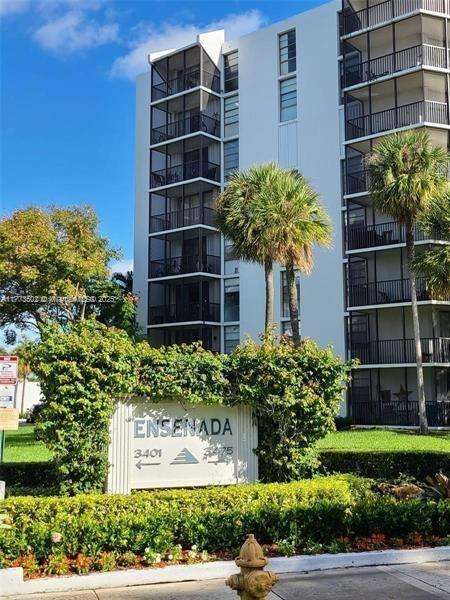 Small Image of 3475 NORTH COUNTRY CLUB DR #609, Aventura Number 2