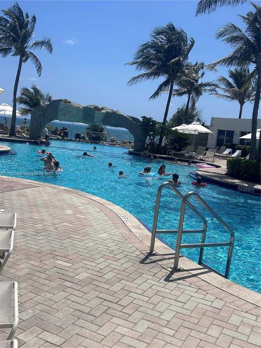 Small Image of 18001 COLLINS AVE #2206, Sunny Isles Beach Number 14