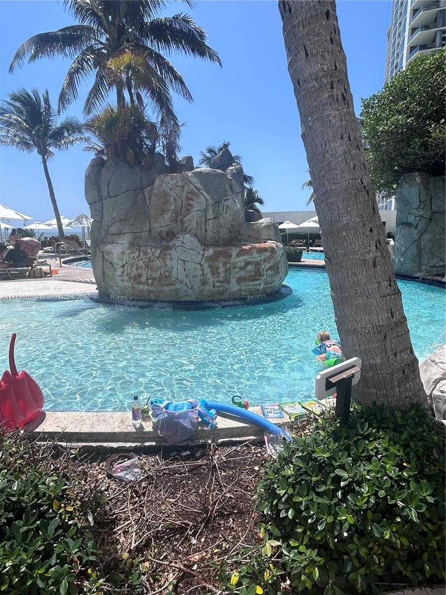 Small Image of 18001 COLLINS AVE #2206, Sunny Isles Beach Number 15