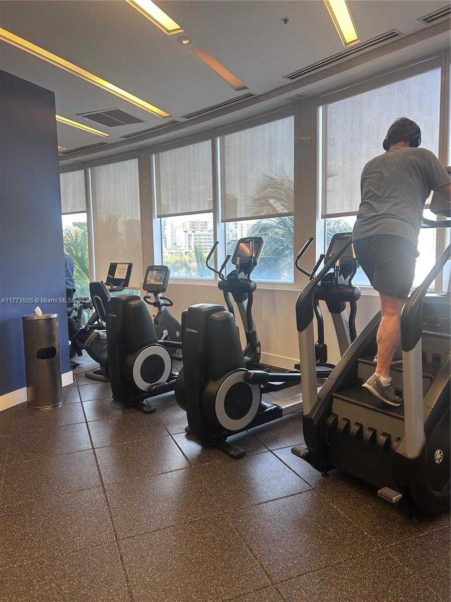 Small Image of 18001 COLLINS AVE #2206, Sunny Isles Beach Number 16