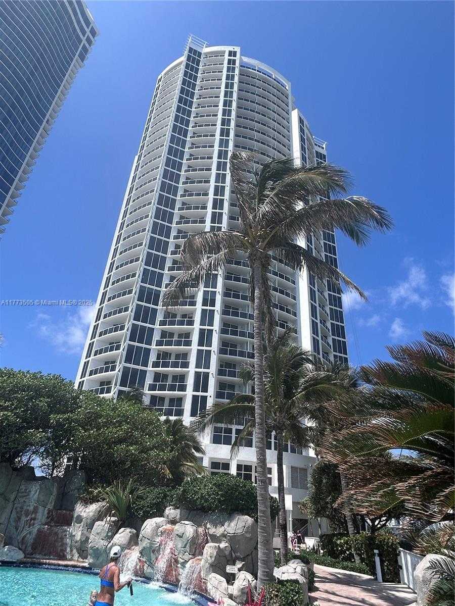 Small Image of 18001 COLLINS AVE #2206, Sunny Isles Beach Number 3