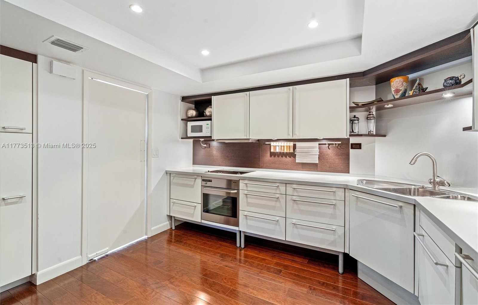 Small Image of 2100 SOUTH OCEAN LN #805, Fort Lauderdale Number 11