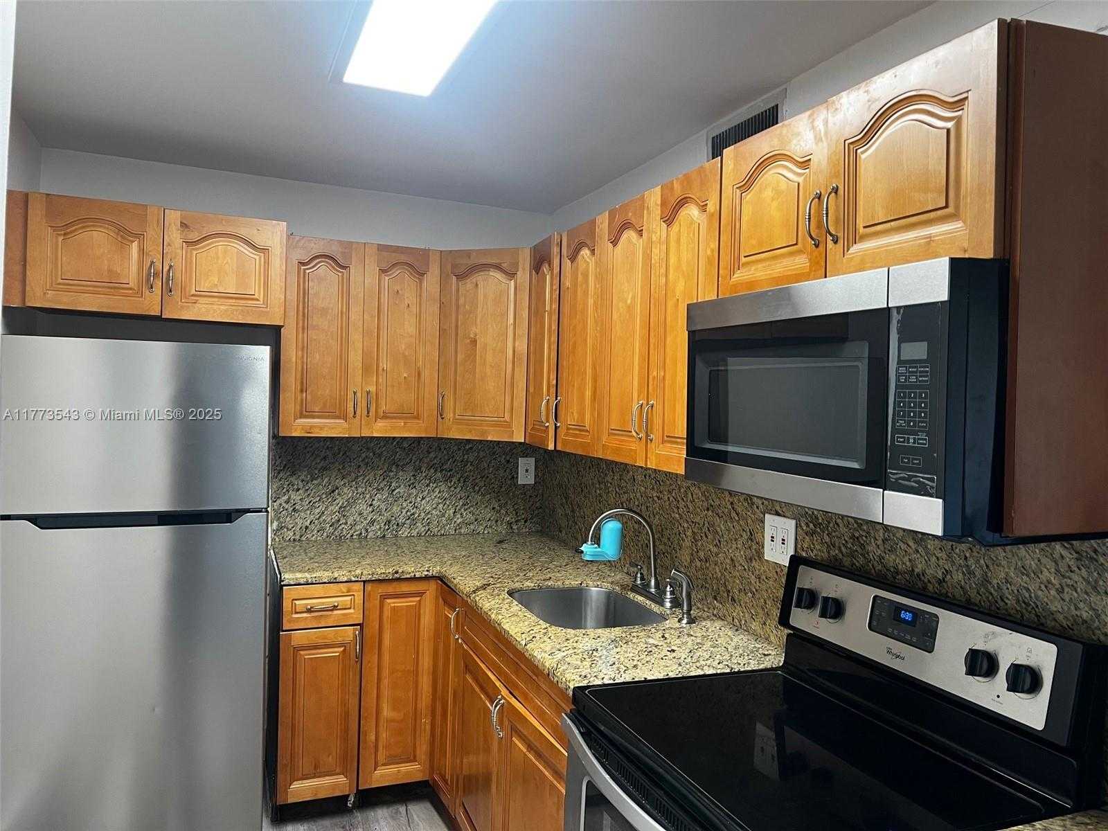 Small Image of 8411 NORTH WEST 8TH ST #105, Miami Number 5