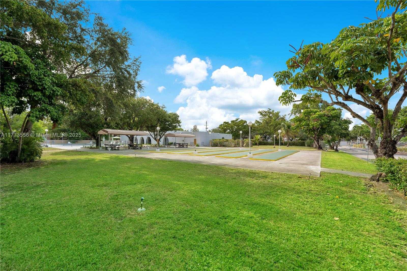 Small Image of 922 NORTH EAST 199TH ST #206, Miami Number 24