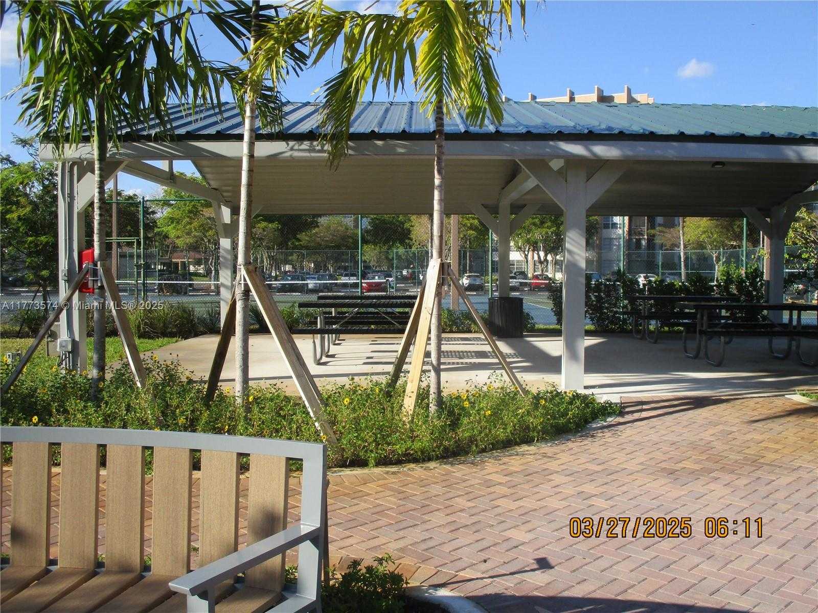 Small Image of 1300 SAINT CHARLES PL #PH6, Pembroke Pines Number 22
