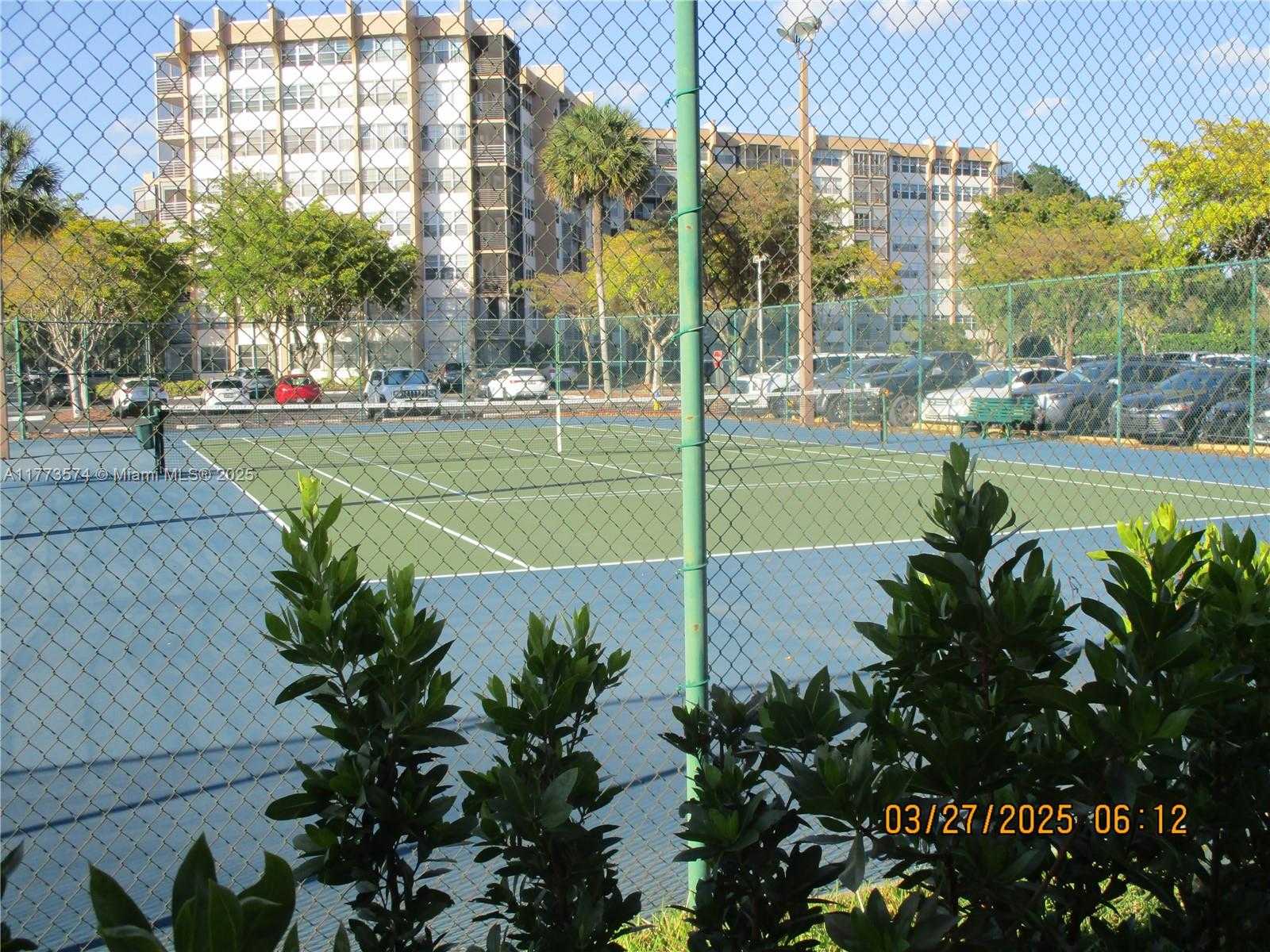 Small Image of 1300 SAINT CHARLES PL #PH6, Pembroke Pines Number 23