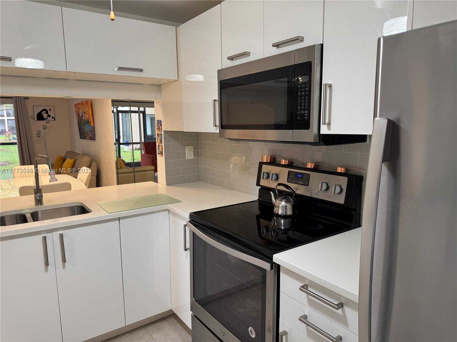 Small Image of 2786 NORTH WEST 104TH AVE #101, Sunrise Number 2