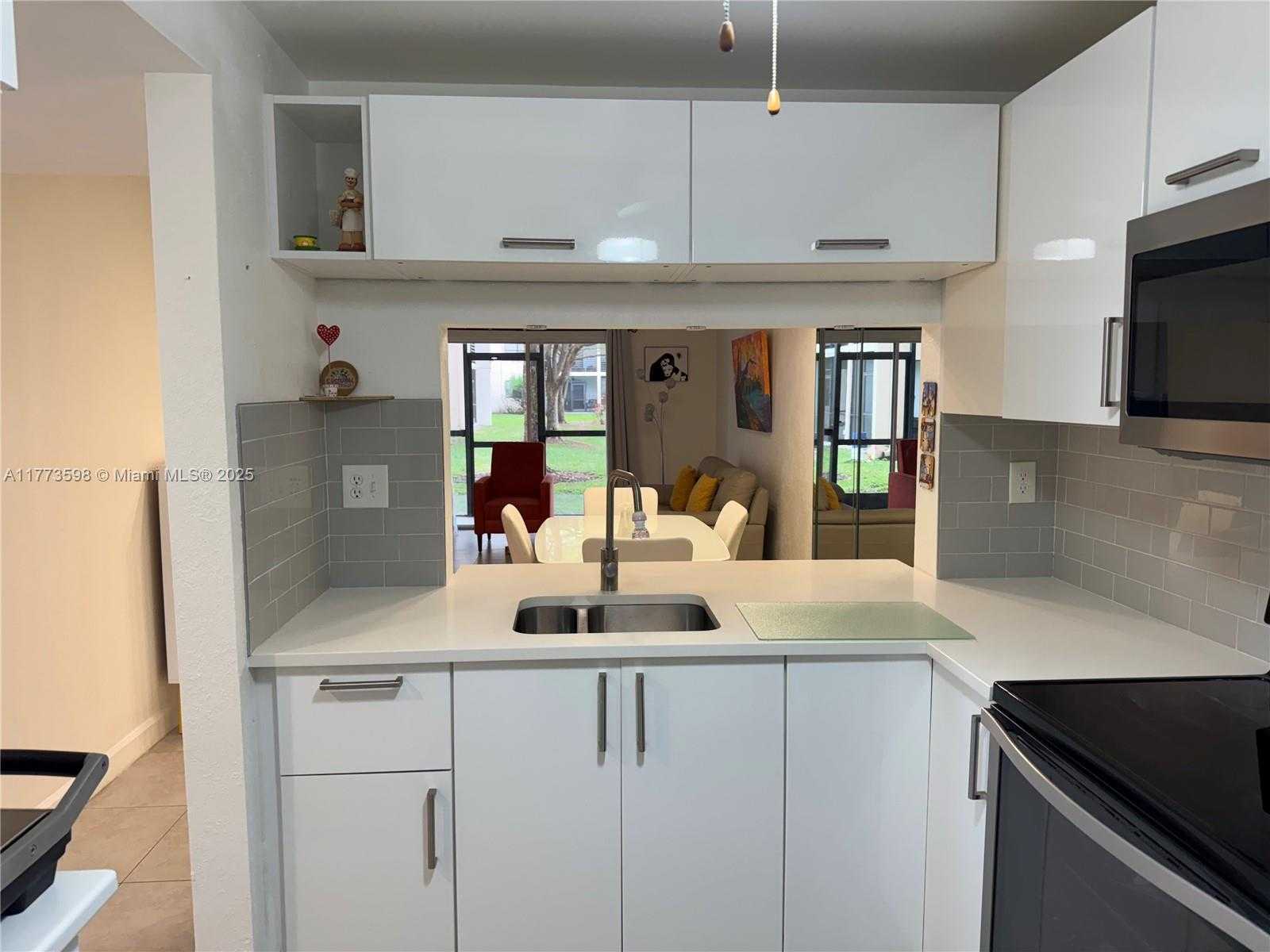 Small Image of 2786 NORTH WEST 104TH AVE #101, Sunrise Number 4