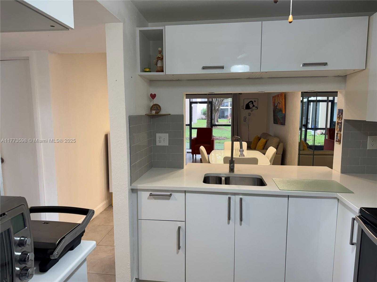 Small Image of 2786 NORTH WEST 104TH AVE #101, Sunrise Number 5
