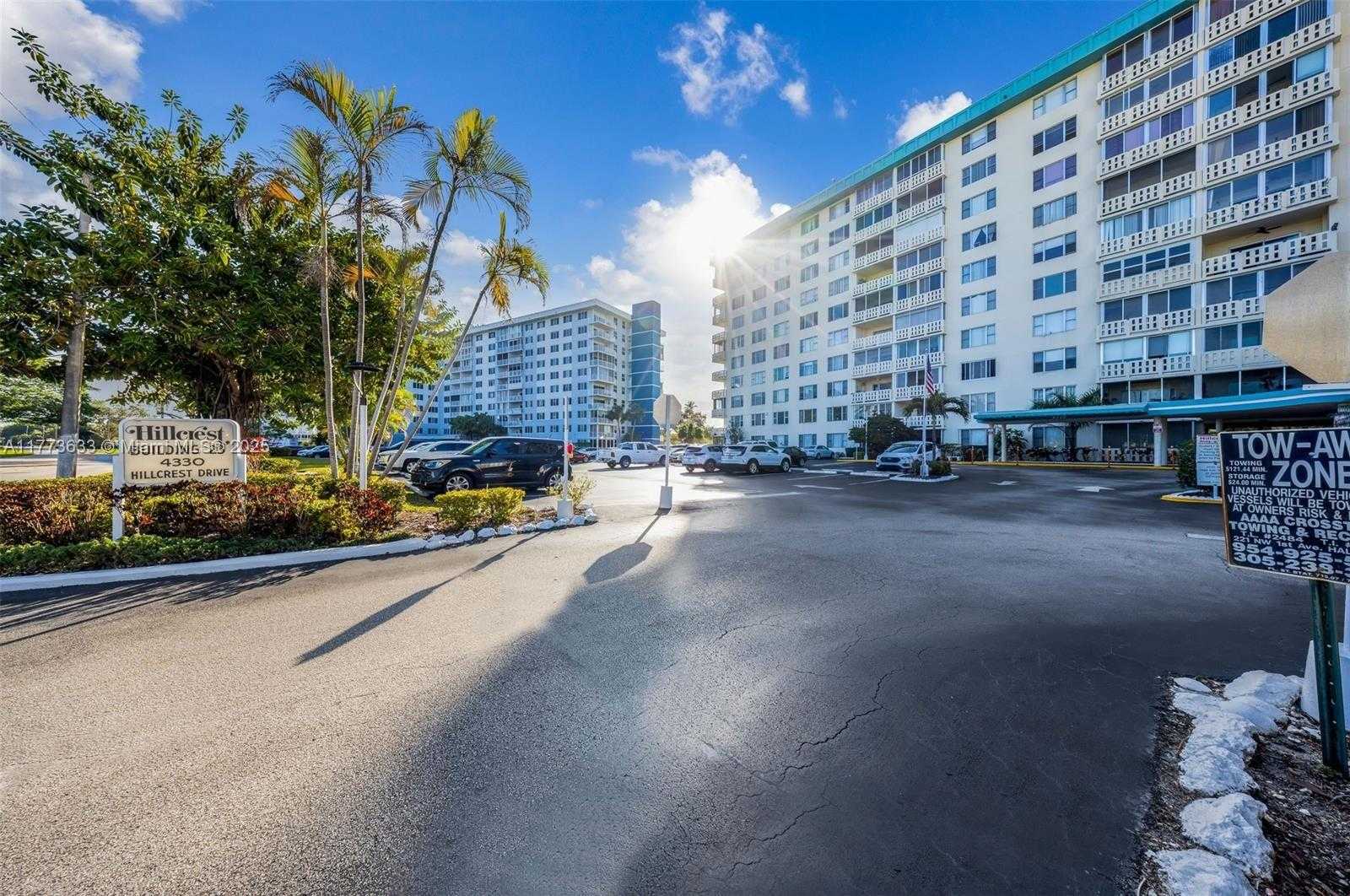 Small Image of 4330 HILLCREST DR #304, Hollywood Number 50