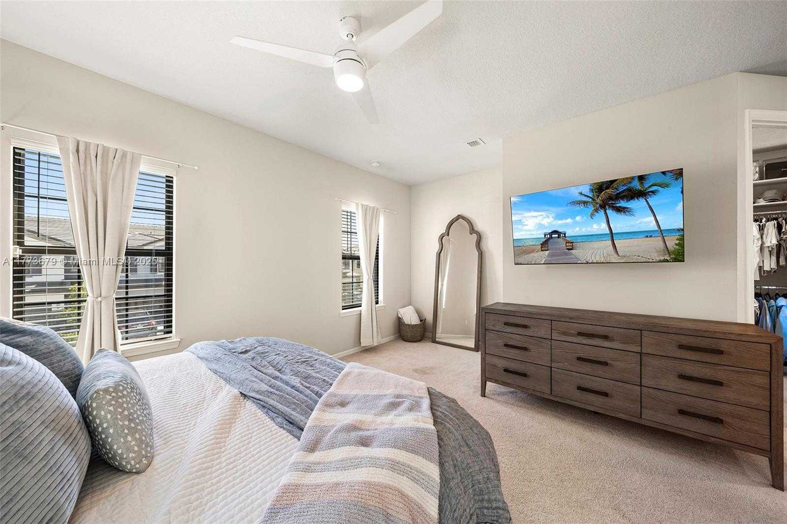Small Image of 2193 APPLETON CIRCLE S, Oakland Park Number 18