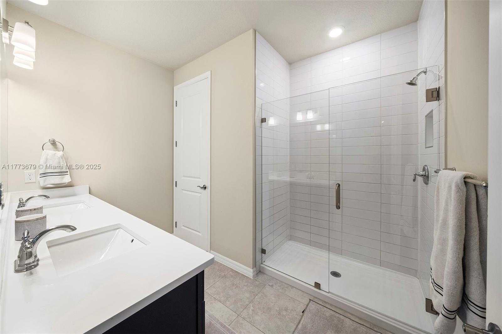 Small Image of 2193 APPLETON CIRCLE S, Oakland Park Number 19