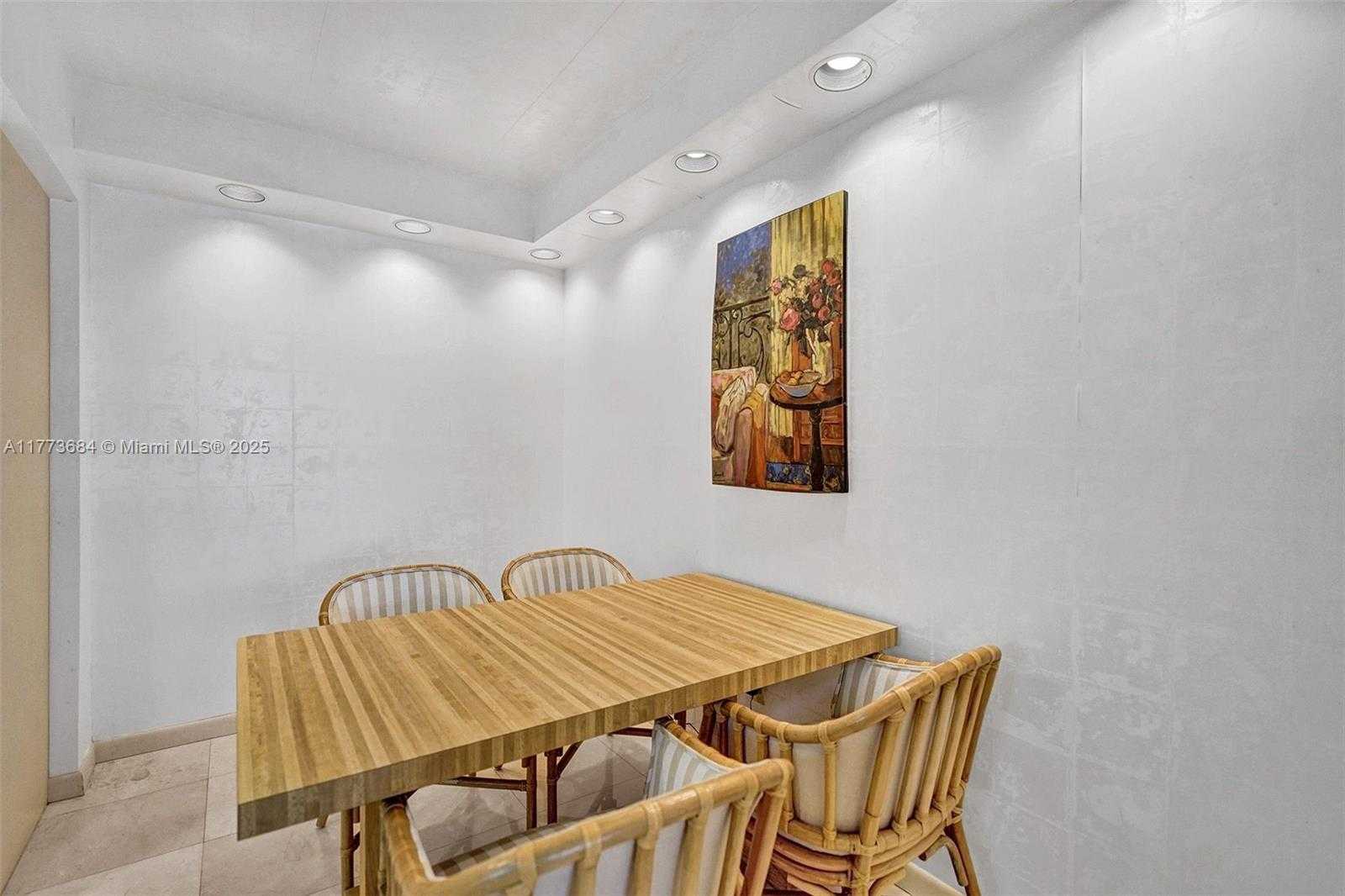 Small Image of 10175 COLLINS AVE #404, Bal Harbour Number 28