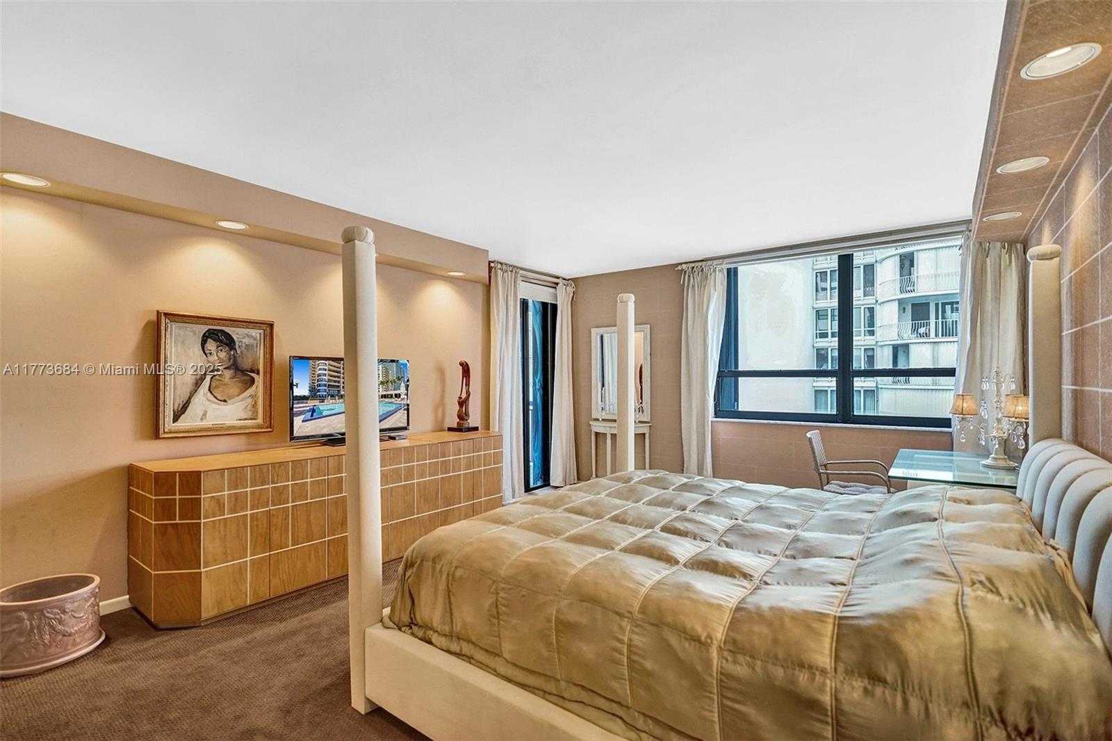 Small Image of 10175 COLLINS AVE #404, Bal Harbour Number 33