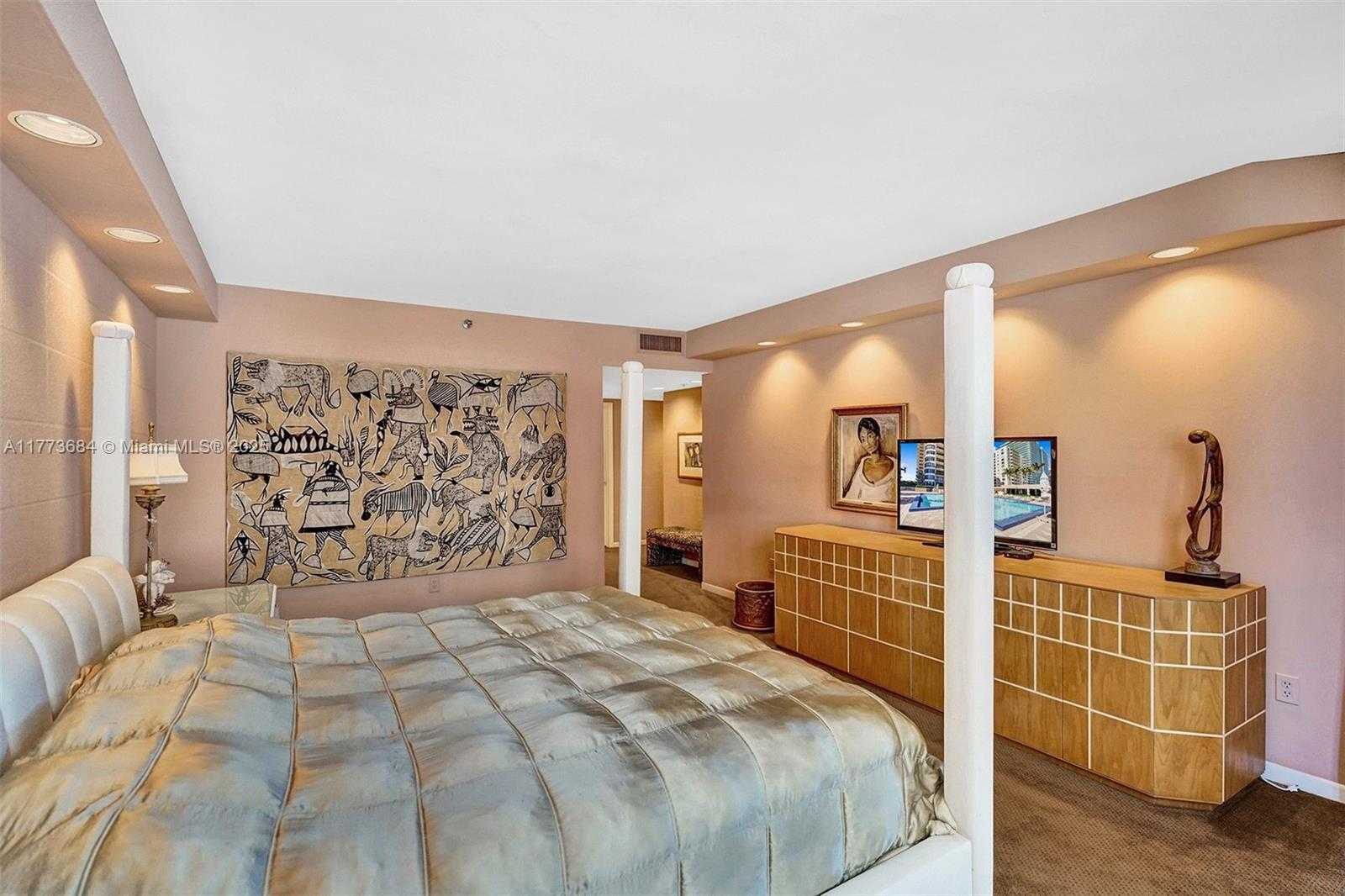 Small Image of 10175 COLLINS AVE #404, Bal Harbour Number 35