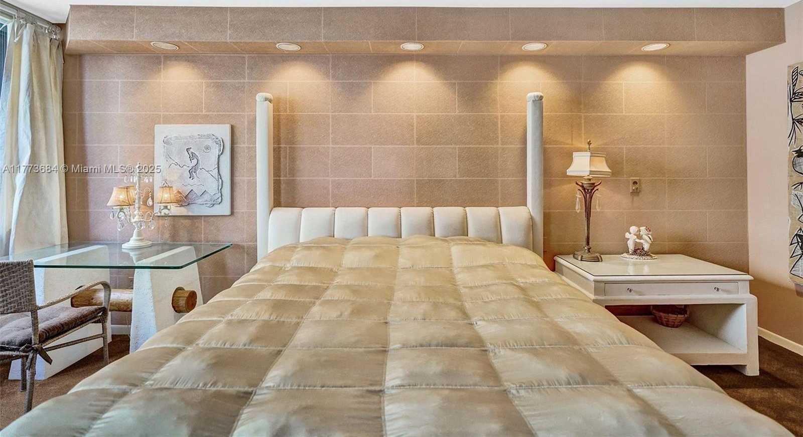 Small Image of 10175 COLLINS AVE #404, Bal Harbour Number 36