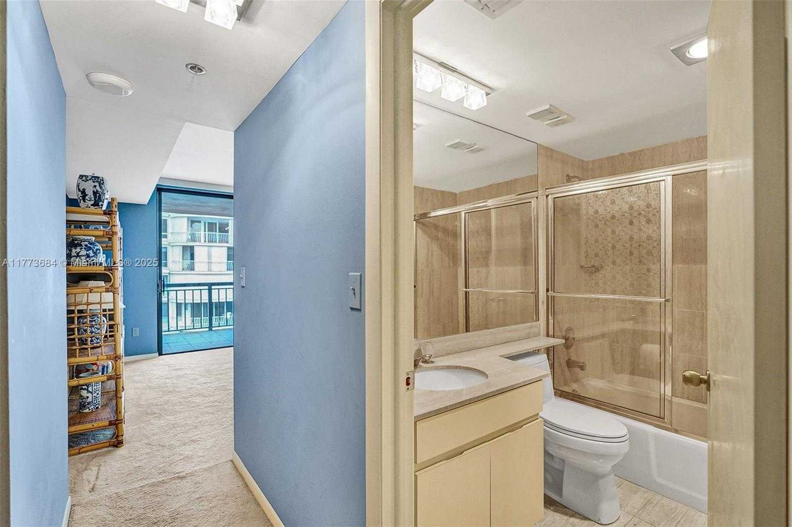 Small Image of 10175 COLLINS AVE #404, Bal Harbour Number 43