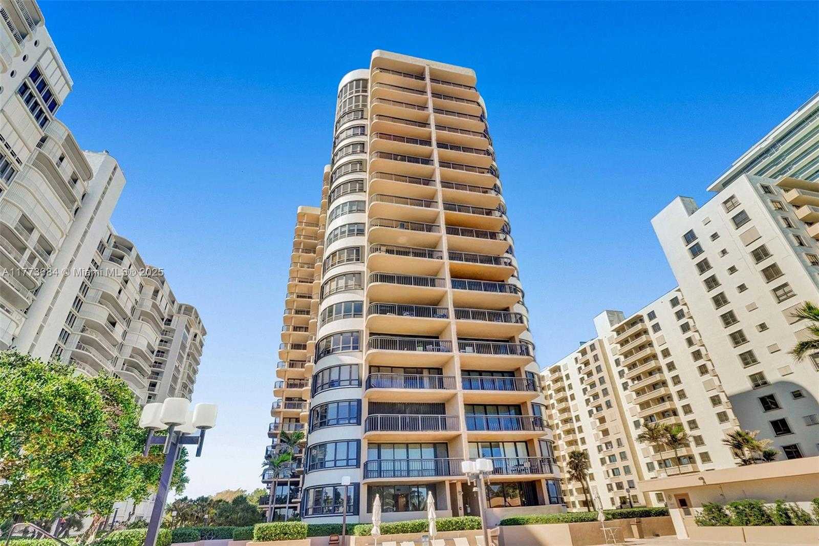 Small Image of 10175 COLLINS AVE #404, Bal Harbour Number 57