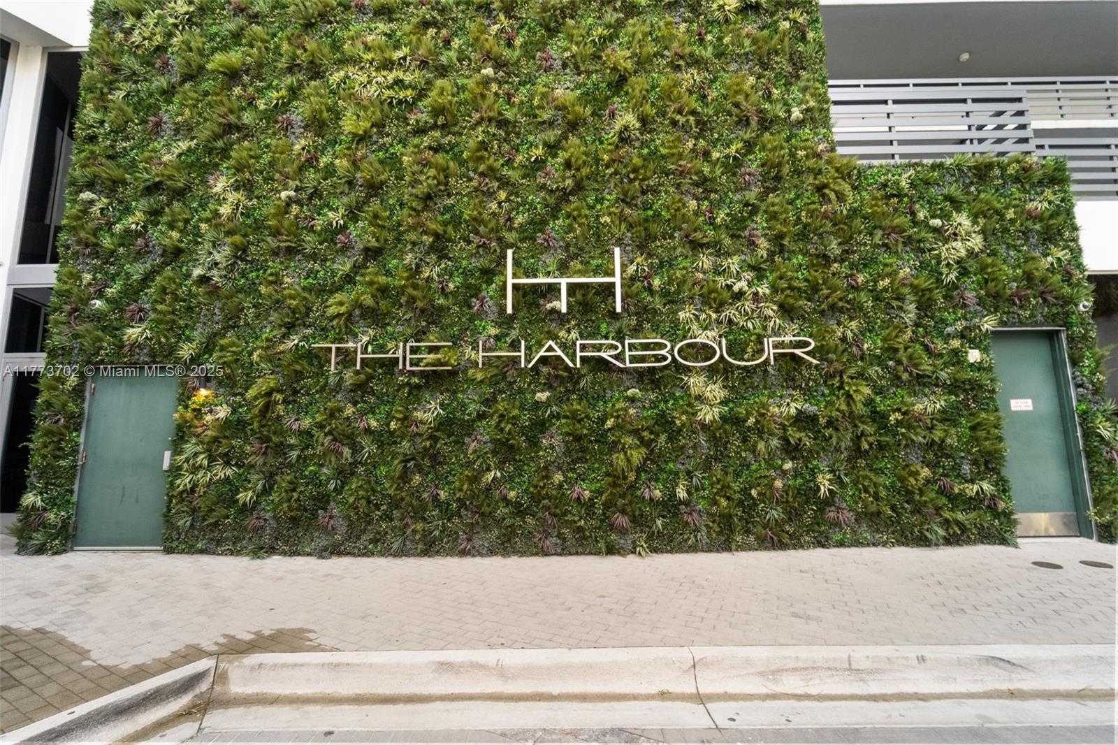 Small Image of 16385 BISCAYNE BLVD #1019, North Miami Beach Number 55
