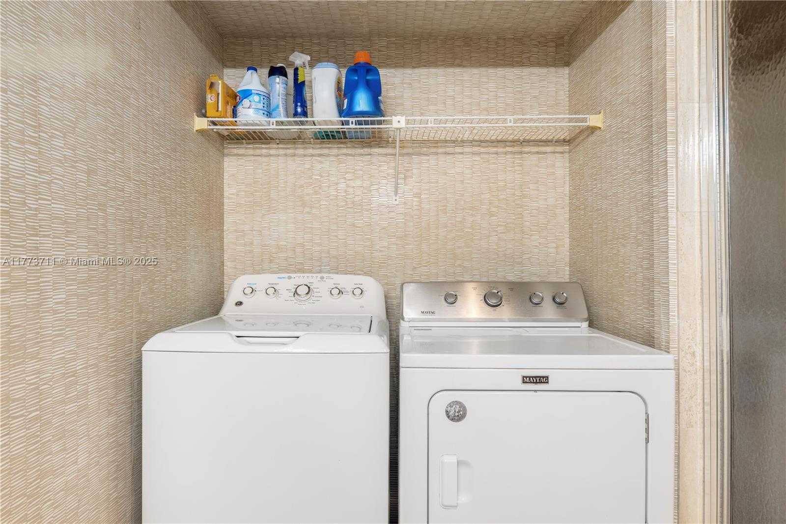 Small Image of 10175 COLLINS AVE #Doubl1401/1402(4706 sqft), Bal Harbour Number 27