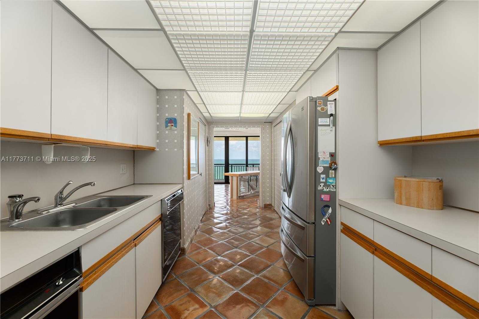 Small Image of 10175 COLLINS AVE #Doubl1401/1402(4706 sqft), Bal Harbour Number 32