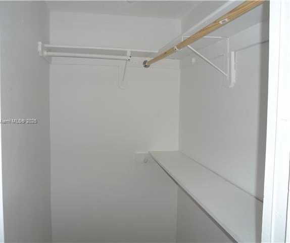 Small Image of 1801 SOUTH TREASURE DR #214, North Bay Village Number 10