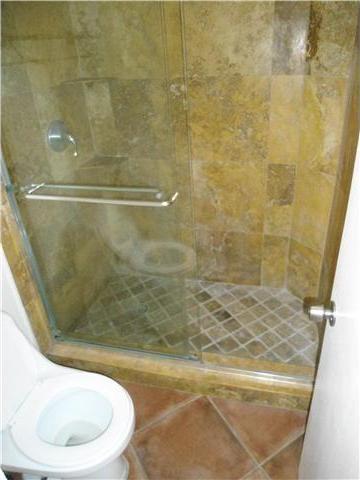 Small Image of 1801 SOUTH TREASURE DR #214, North Bay Village Number 14
