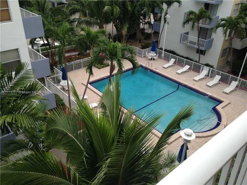 Small Image of 1801 SOUTH TREASURE DR #214, North Bay Village Number 39