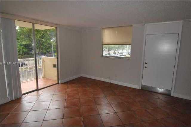 Small Image of 1801 SOUTH TREASURE DR #214, North Bay Village Number 4