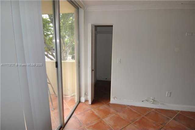 Small Image of 1801 SOUTH TREASURE DR #214, North Bay Village Number 9